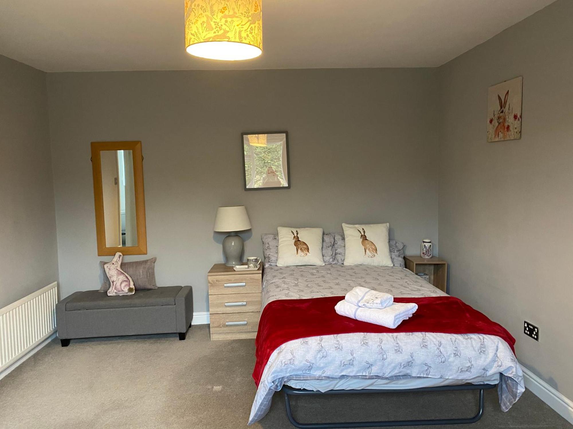 Little Hare Lodge - Spacious 2 Bedroom Attached Bungalow ウッドホール・スパ エクステリア 写真